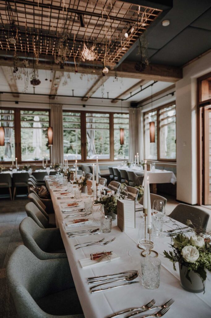 Hochzeit in der Kohlröserlhütte