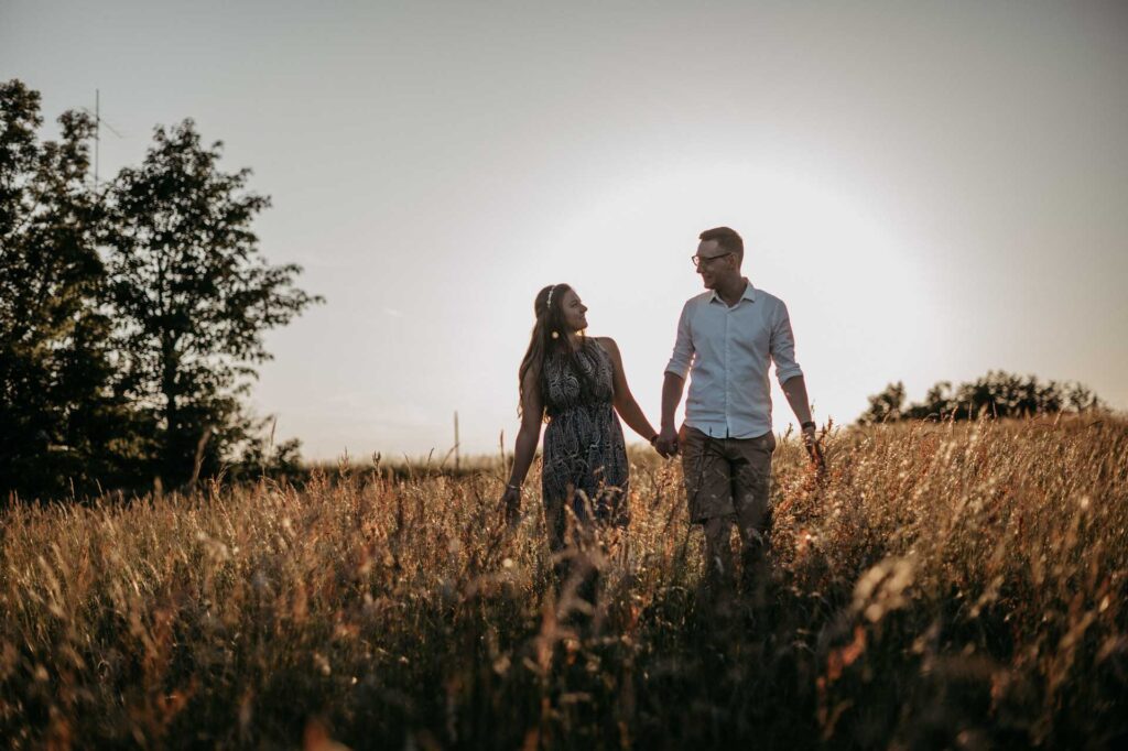 Verlobungsfotos am Berg