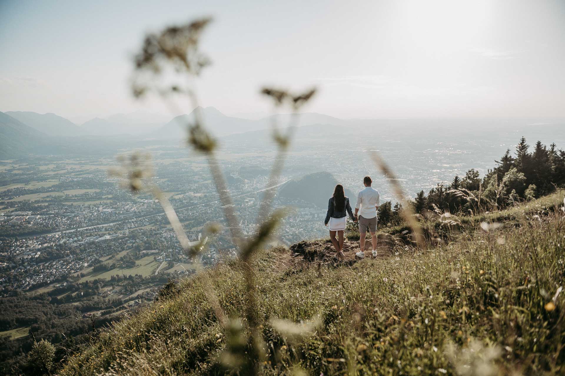 Verlobungsfotos am Berg
