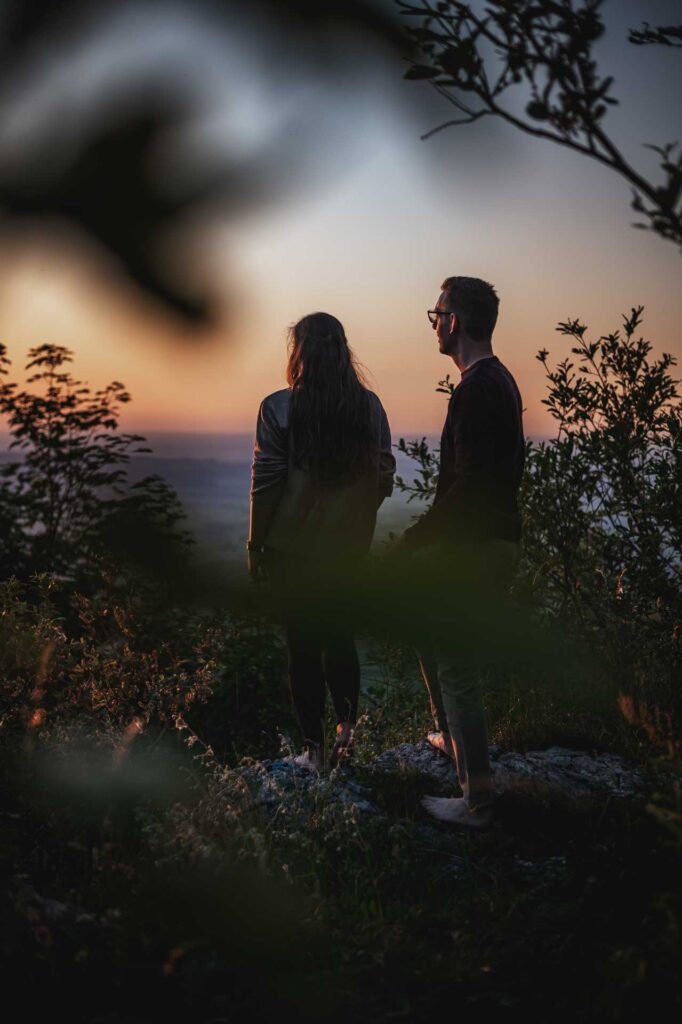 Verlobungsfotos am Berg