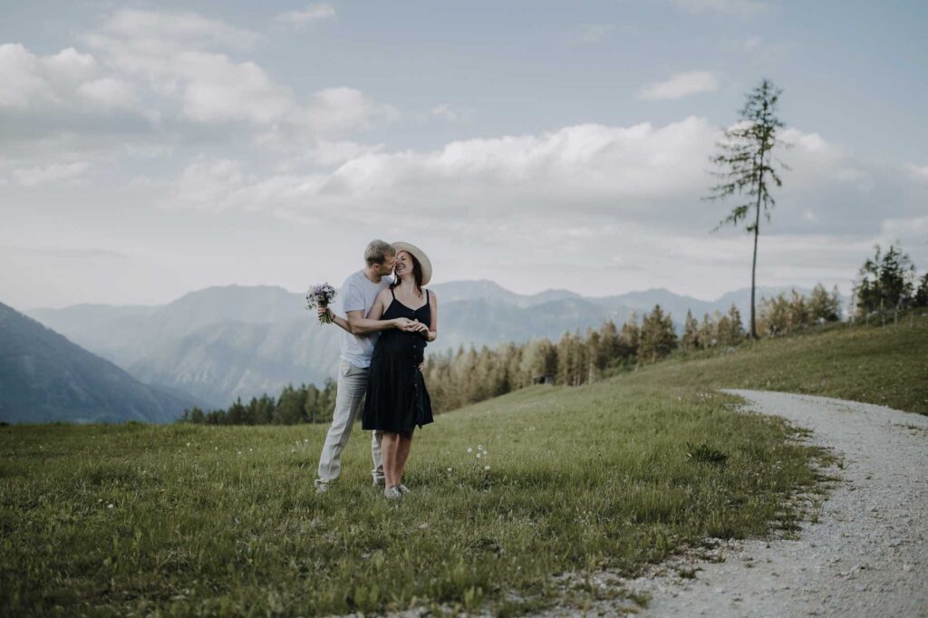Babybauchfotos in der Natur