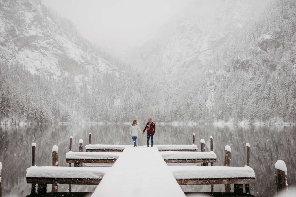 Verlobungsfotos im Schnee