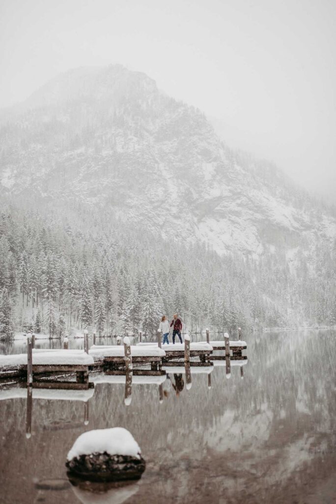Verlobungsfotos im Schnee
