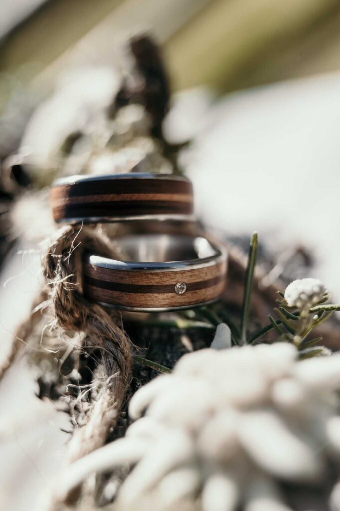 Elopement in den Bergen in Österreich