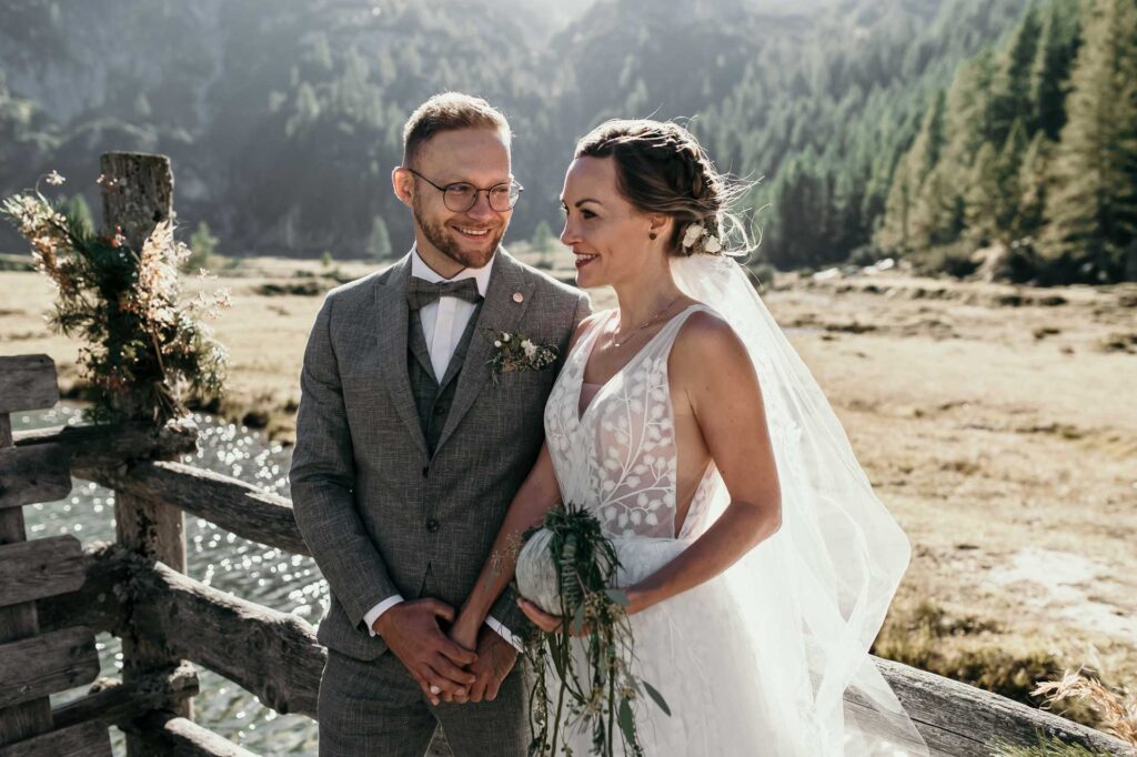 Elopement in den Bergen in Österreich