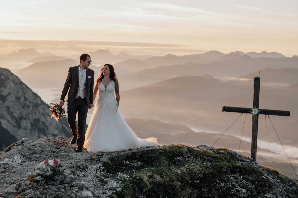 Hochzeitfotos in den Bergen Österreich