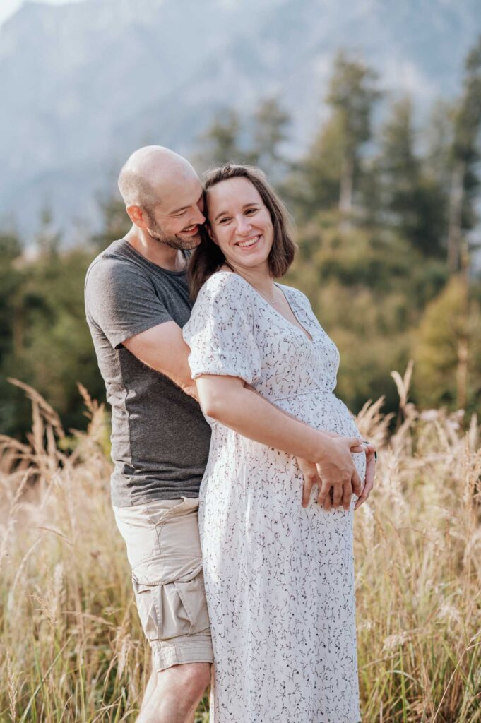 Babybauchfotos am Berg