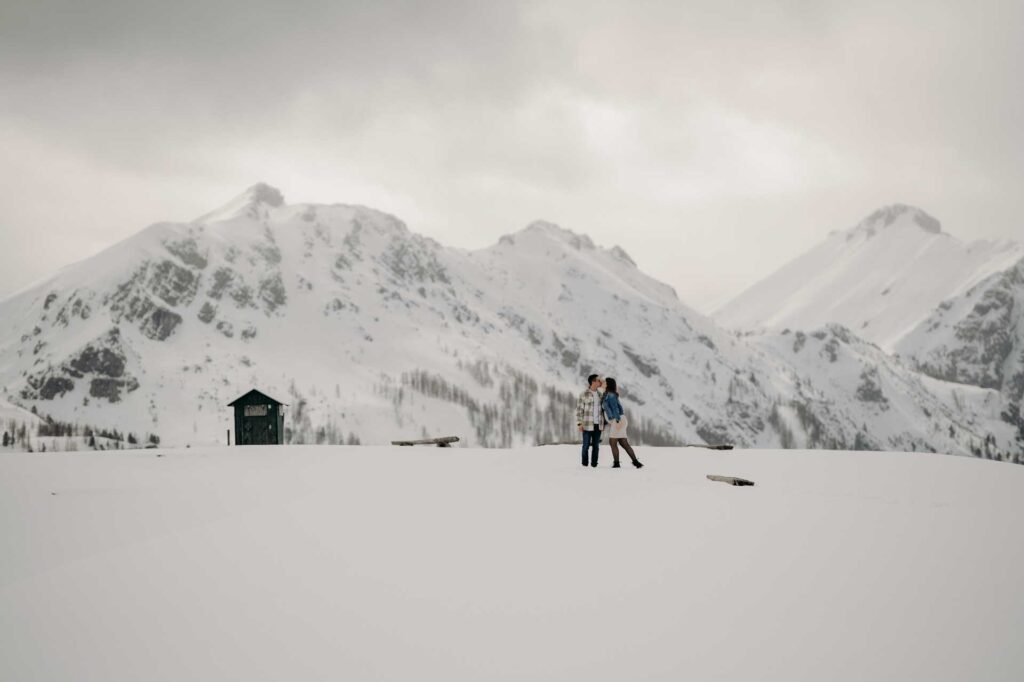Babybauchfotos im Winter