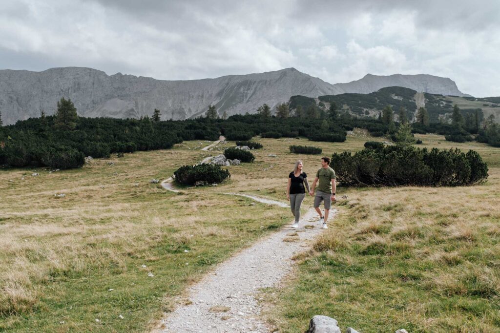 Babybauchfotos am Berg
