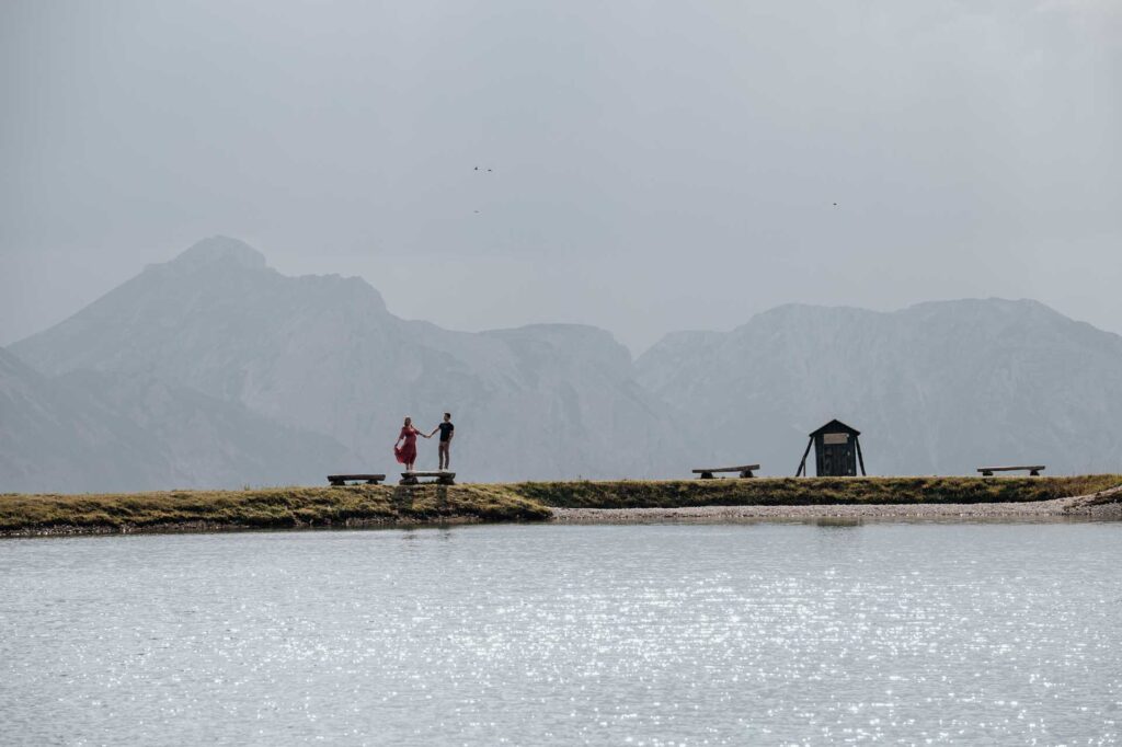 Babybauch Fotos am Bergsee
