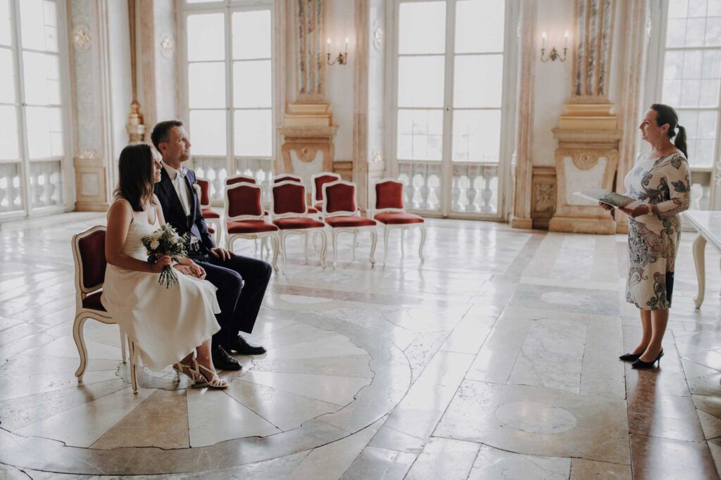 Hochzeit zu zweit im Schloss Mirabell