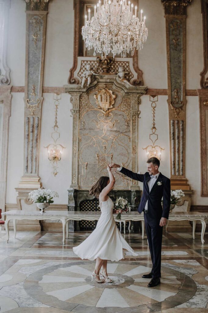 Hochzeit zu zweit im Schloss Mirabell