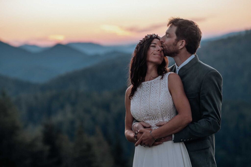 After Wedding Shootings in den Bergen mit dem Paragleiter