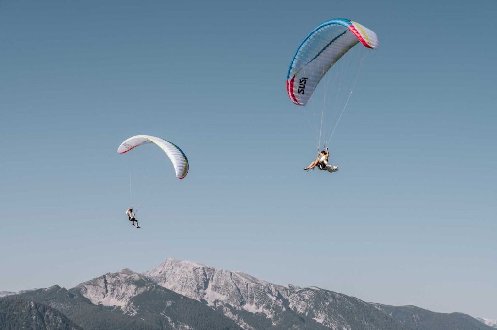 Hochzeitsfotos im Paragleiter
