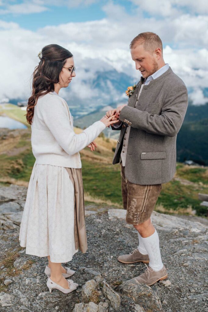Heiraten zu zweit am Berg