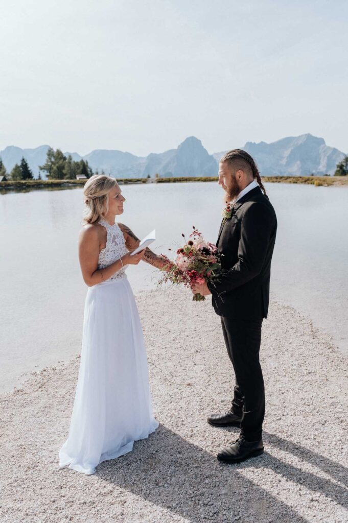 Elopement zu zweit am Berg in Hinterstoder