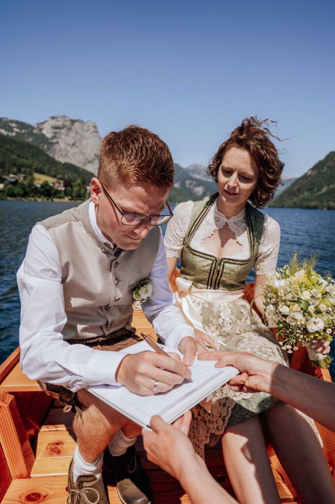 Standesamtliche Hochzeit am Grundlsee